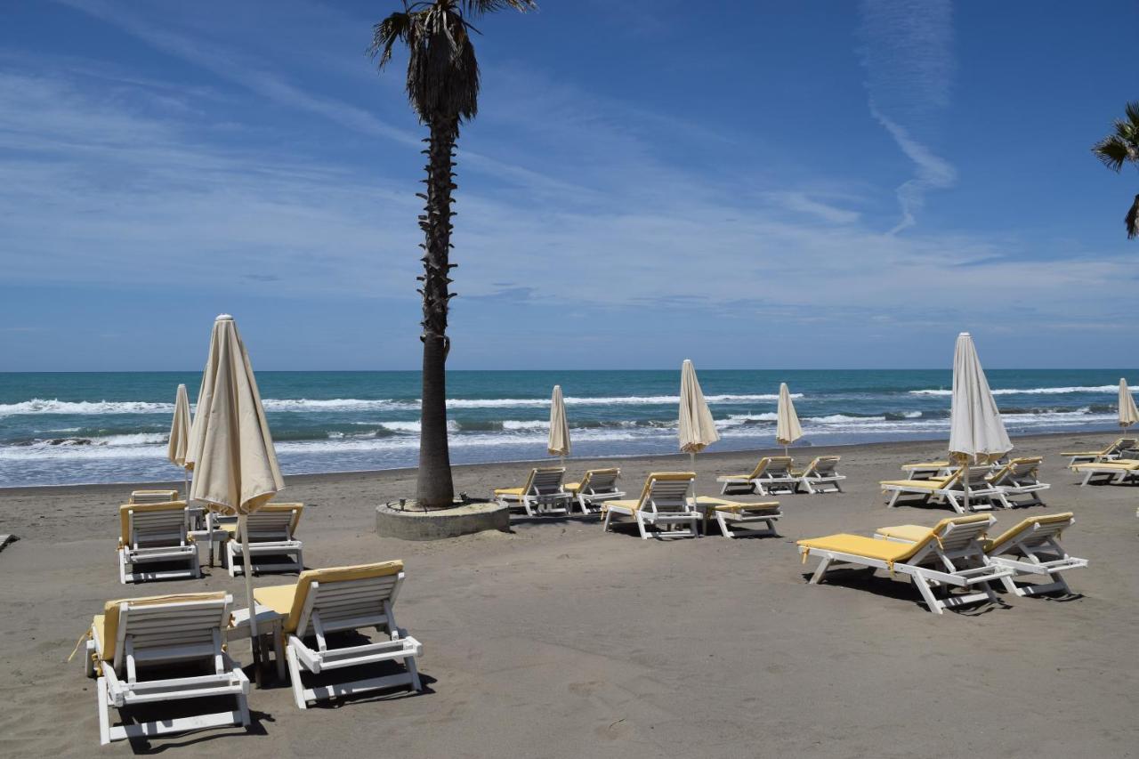 Amber Hotel Albania Спиле Екстериор снимка
