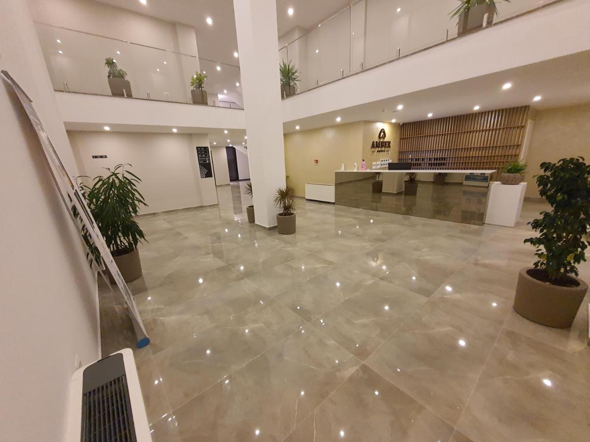 Amber Hotel Albania Спиле Екстериор снимка