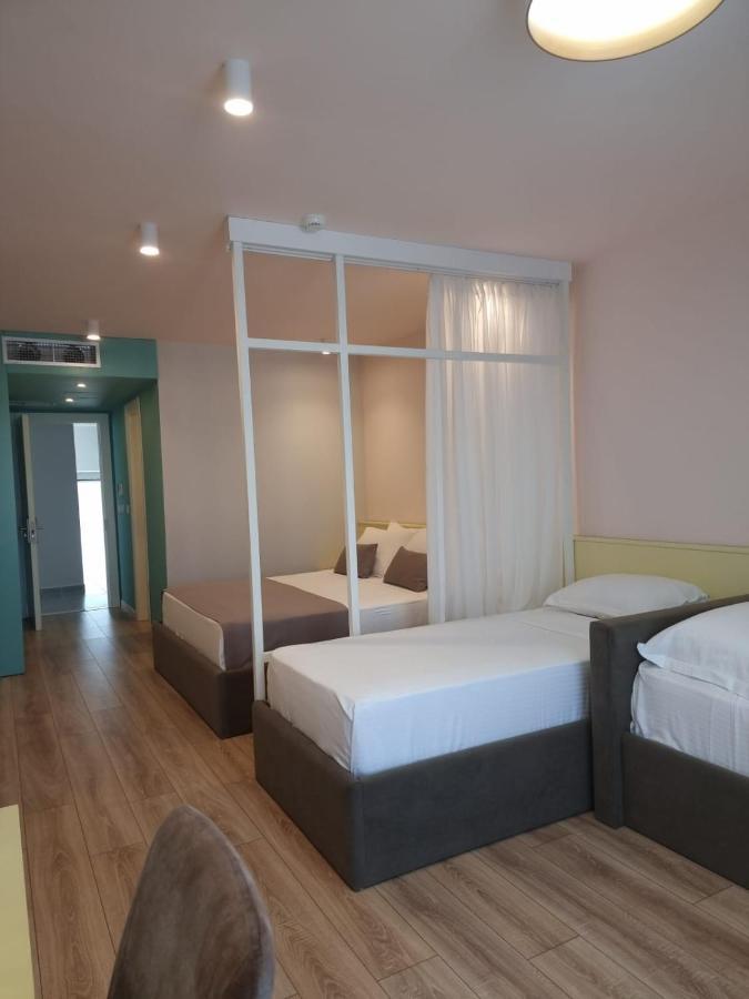 Amber Hotel Albania Спиле Екстериор снимка