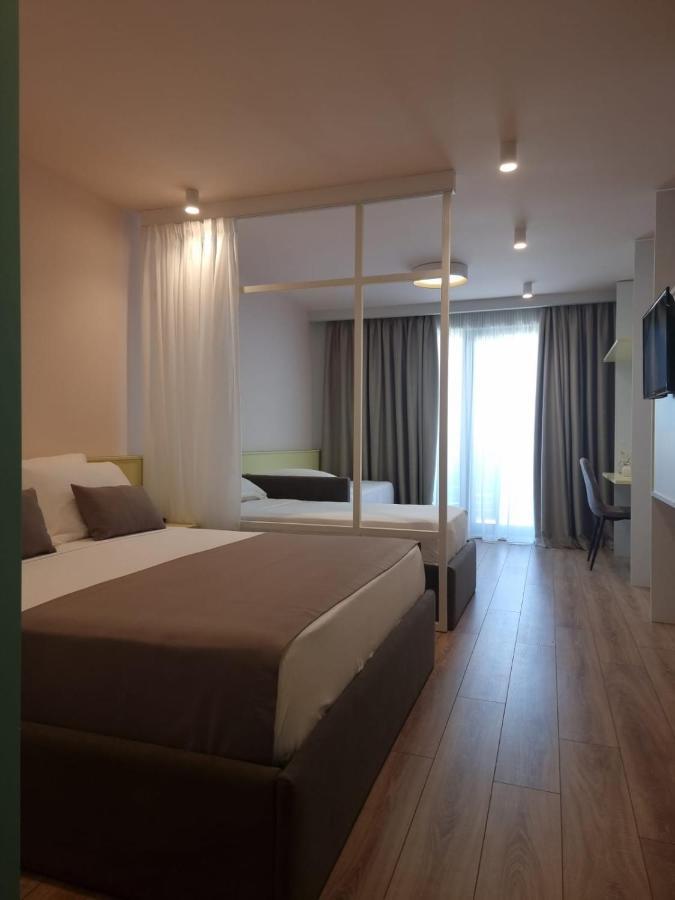 Amber Hotel Albania Спиле Екстериор снимка