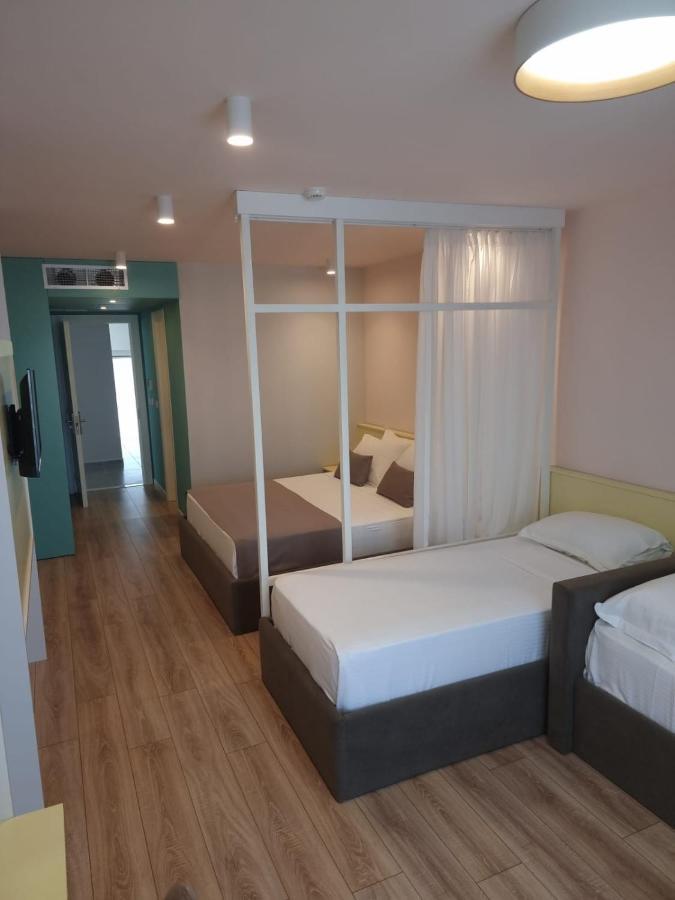 Amber Hotel Albania Спиле Екстериор снимка
